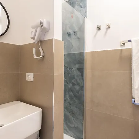 Barirooms - Crisanzio Πανσιόν Μπάρι