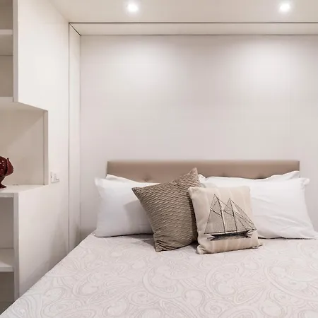 Barirooms - Crisanzio 3* Μπάρι