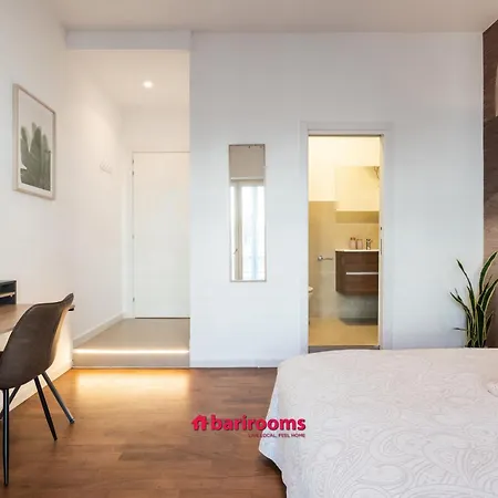 Barirooms - Crisanzio Μπάρι