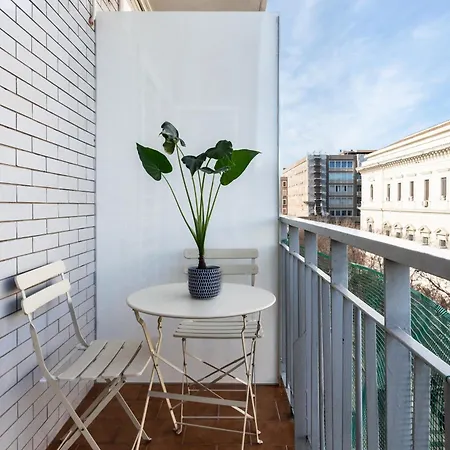 Pensjonat Barirooms - Crisanzio 3*