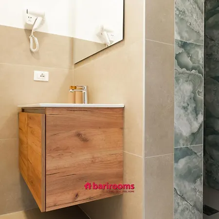 Pensjonat Barirooms - Crisanzio 3*