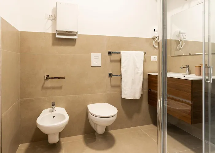 Konukevi Barirooms - Crisanzio Bari