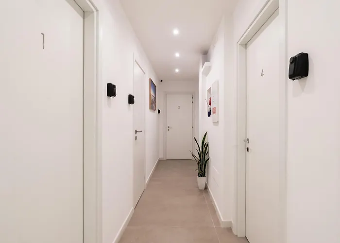 Barirooms - Crisanzio 3* 巴里